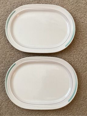 Set Of 2 Espree By Oneida Serving Platters - IEC